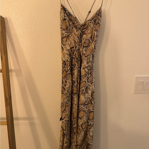 Astr The Label Python Print Dress - Picture 4 of 7